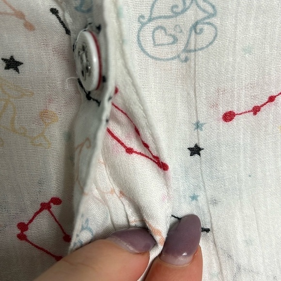 ModCloth Zodiac Sign Button Down Lightweight Novelty Print Shirt Size XS - Picture 8 of 16